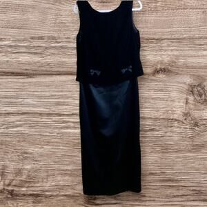 VNT Jessica McClintock 90/Y2K bridal collection. Sleeveless velvet dress 16W.